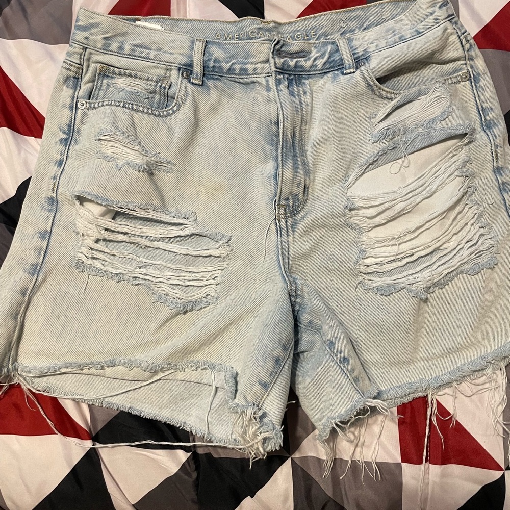 American Eagle distressed shorts